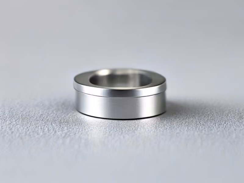 décolletage de précision et tournage CNC petites pièces tournées inserts bagues axes raccords